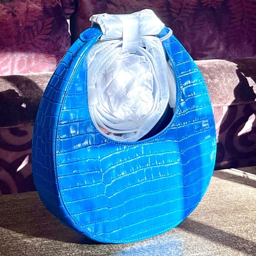 🌺🎉2XHP🎉🌺 NWT Staud Mini Moon Crocodile Embossed Bag Island Blue - Picture 5 of 16